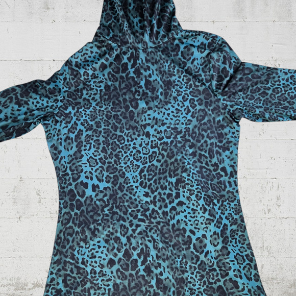 Boston Proper Emerald Green Animal Print Mob Wife Turtleneck Top Size Small - Picture 3 of 6